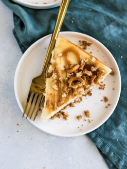 Deliciously creamy, small batch salted caramel pretzel cheesecake made with graham crackers, pretzels, and salted caramel.
