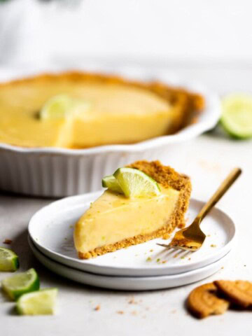 cropped-key-lime-pie-maria-cookie-crust-recipe-asassyspoon-5-.jpg